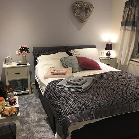 Redwing Rise Bed and Breakfast Royston  Εξωτερικό φωτογραφία