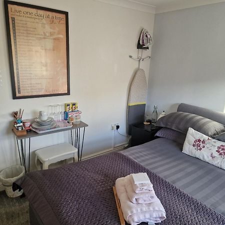 Redwing Rise Bed and Breakfast Royston  Εξωτερικό φωτογραφία