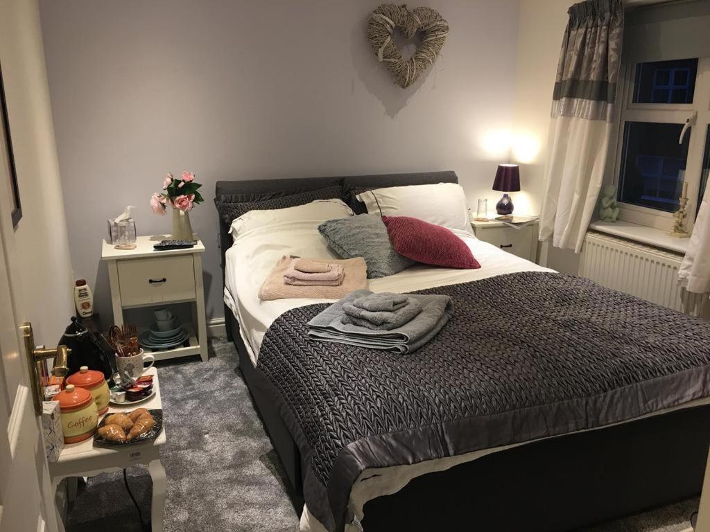 Redwing Rise Bed and Breakfast Royston  Εξωτερικό φωτογραφία