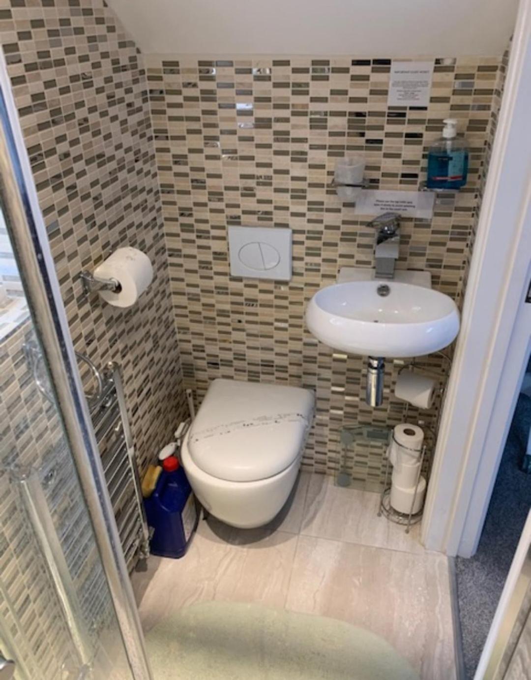 Redwing Rise Bed and Breakfast Royston  Εξωτερικό φωτογραφία